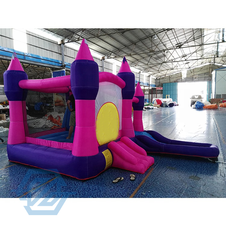 Rosa púrpura inflable del castillo animoso inflable de la casa de la despedida comercial 