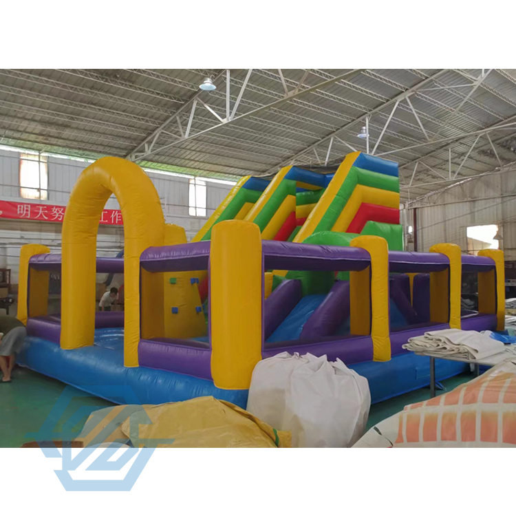 Castillo hinchable comercial con carrera de obstáculos, juego inflable con tobogán para escalar