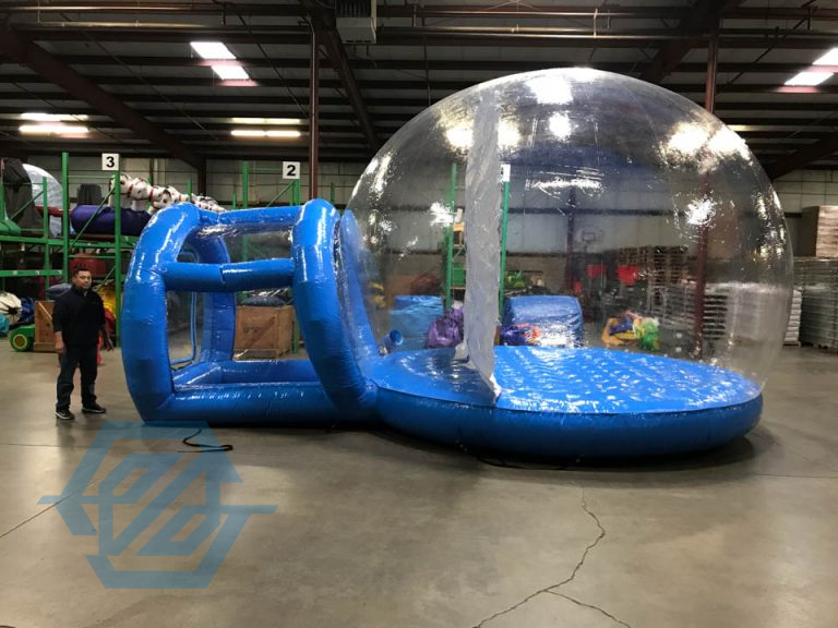 Cabina de fotos inflable con globo de nieve para decoración de eventos navideños